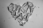 Picture for song 'Broken Glass' by artist 'Rob Young2947'