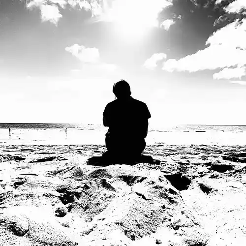 Picture for song '2 CLOSE' by artist 'BADMOMZ'