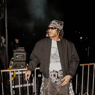 Picture for song 'record - future type beat' by artist 'KroM Beatz'