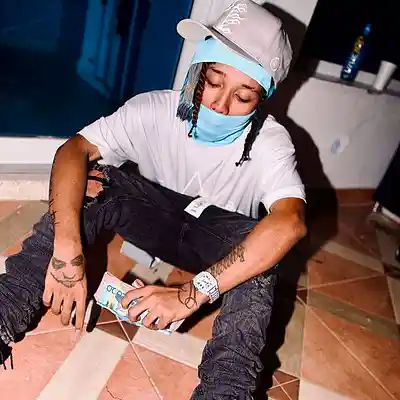 Picture for song 'HUAN62 TYPE BEAT - UNA MALA' by artist 'Bass Drynk'