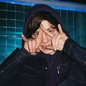 Picture for song '"Hola"/OG Buda x BUSHIDO ZHO x Scally Milano Beat' by artist 'Slow Mo 275'