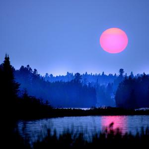 Picture for song 'Under the Midnight Sun (feat. Justin B.)' by artist 'Round The Globe'