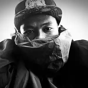 Picture for song '(selfmadejray- vladR) - Smoke song' by artist 'vladR'