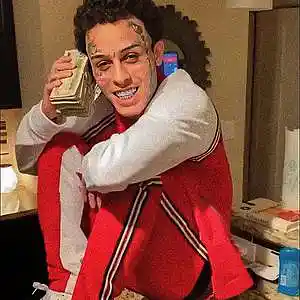 Picture for song 'Overshadowed' by artist 'yourfriendrado'