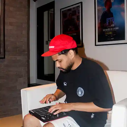 Artist picture