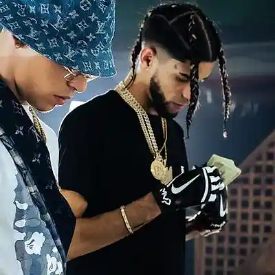 Picture for song '"UNA MAS" Luar la l x Yovngchimi Type Beat' by artist 'Suak La Magia'