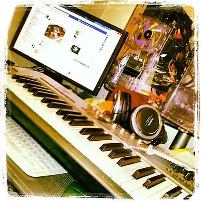 Picture for song 'Projest_6, but its probably 1000 or so in Reality.' by artist 'Err0r'