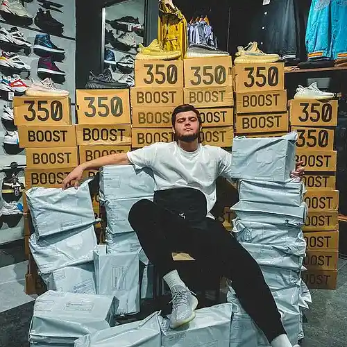 Picture for song 'BEAT NICE' by artist 'Eskolater'