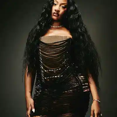 Picture for song 'Queen (buy 1 get 1 free)' by artist 'Ksunbtz'