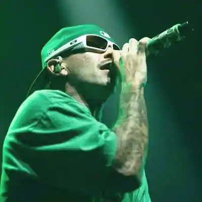 Picture for song 'Que Somos - BEAT REGGAETON 2024' by artist 'Doble M Beats'