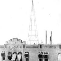 Picture for song 'RadioTower' by artist 'Manfred's Mirror'