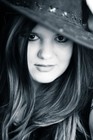 Picture for song 'B - Ne pozabi.mp3' by artist 'Maybees'