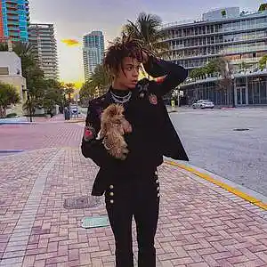 Picture for song 'Drowning (Juice WRLD x Iann Dior Type Beat)' by artist 'BLACK D0T'