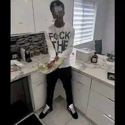 Picture for song '"Step On Opps" - BUY 2 GET 1 FREE' by artist 'prodleavz'