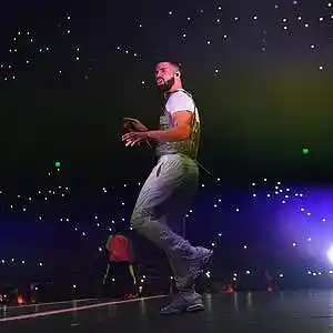 Picture for song 'Drake type beat - Gang' by artist 'radionthetrack'