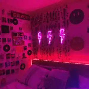 Picture for song 'Needs Love(Prod.Breaker x prodemman)' by artist 'Breakerukillit'