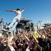 Picture for song '*NEW* *Beat* Bounce!' by artist 'TEKTA'