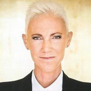 Picture for song 'Ella es tan Timida [1]' by artist 'Cecil Vittar'