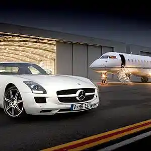 Picture for song '14. Rich And Famous' by artist 'OfiboMusic.com'