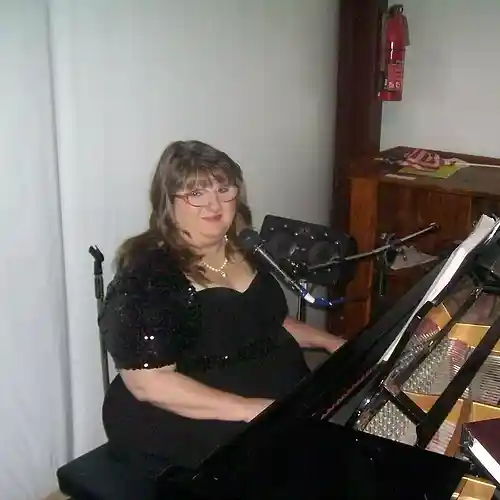Artist picture