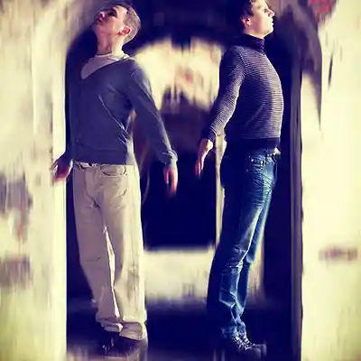 Picture for song 'Mental Aim - Live Fast Die Young' by artist 'Mental Aim'