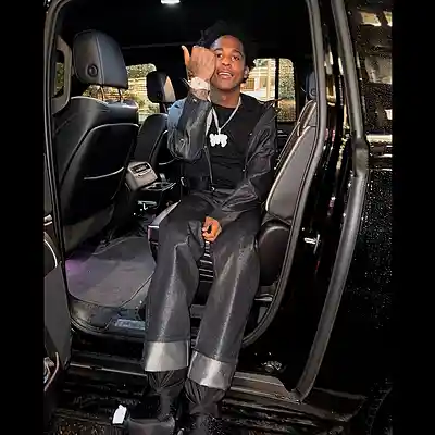 Picture for song 'YFG Fatso x Vonoff1700 Type Beat "Select An Option' by artist 'TripleQ'