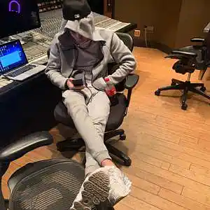 Picture for song 'bubble' by artist 'prod. enzo'