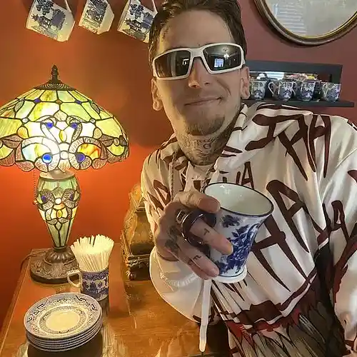 Picture for song 'IM A WINNER' by artist 'Prettyboi-MAK'