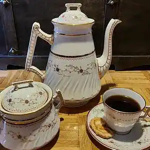 Picture for song 'Carl Mertens Witwe' by artist 'Andi Wendt'