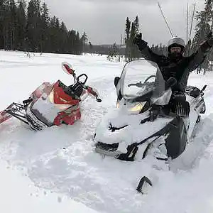 Picture for song 'TeAr - Mes Adieux' by artist 'ARENC'