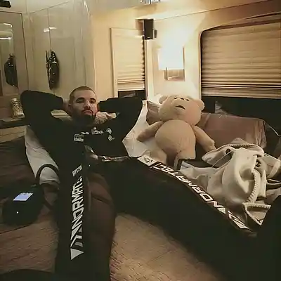 Picture for song 'Elite / Drake x Travis Scott Type Beat' by artist 'K-Zen Beats'