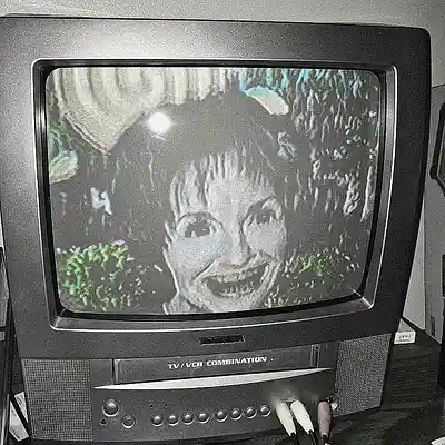 Picture for song 'AVOID ME (Buy 1 Get 2 FREE)' by artist 'HXSHXR'