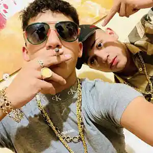 Picture for song '"BUSCANDOME" / REGGAETON PERREO TYPE BEAT' by artist 'Deaeuve'