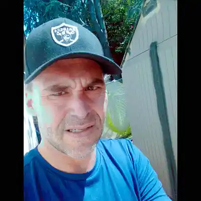 Picture for song 'westcoaststillridinwestcoasttriggamanstillpackinga' by artist 'Eminem 2'