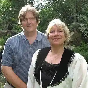 Picture for song 'Kitschy Christmas Songs' by artist 'Robin And The Giant'