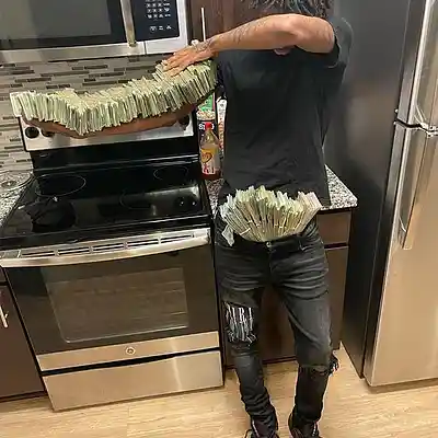 Picture for song '1oneam x pradabagshawty type beat "cashout"' by artist 'ycanon'