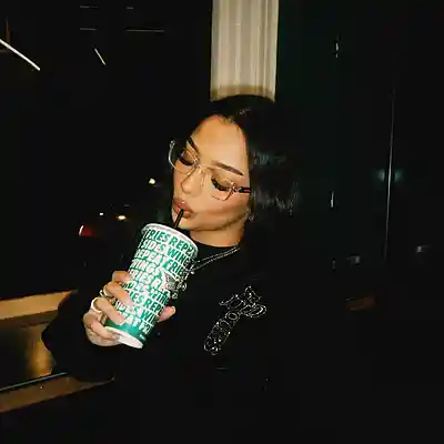 Picture for song 'APARECER' by artist 'CLOSEDLABEL'