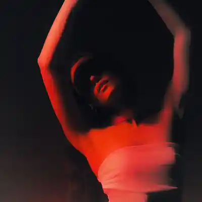 Picture for song 'METROPOL (BUY 1 GET 4 FREE)' by artist 'VESCAPE'