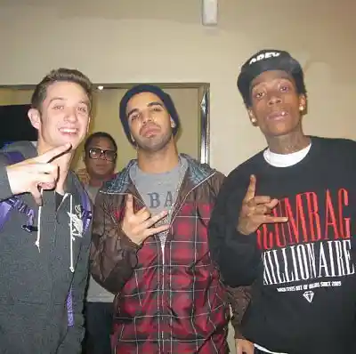 Picture for song '*NEW*In My Zone(Drake/Wiz)FREE DL!' by artist 'FlyBoyBeats.com'
