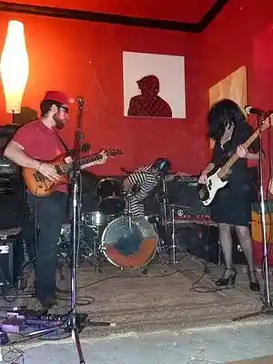 Picture for song '14 - carnaval' by artist 'mono3cabezas'