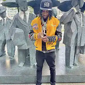 Picture for song 'Far Away' by artist 'DeeFom'