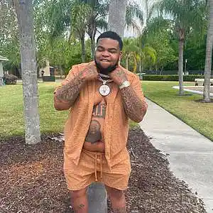 Picture for song 'Cash Out - Big Yavo Type Beat' by artist 'Milanmadeit'