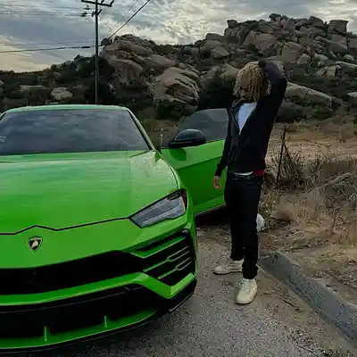 Picture for song '1oneam Type Beat - "make it out"' by artist 'prodByj0nikz'