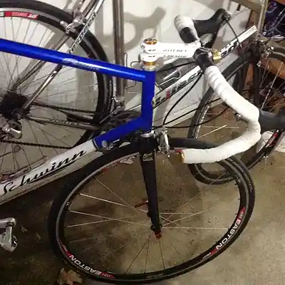 Picture for song 'a song for a fool' by artist 'Scuzzo'