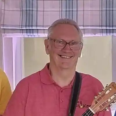 Picture for song 'While my Guitar (ukulele) Gently Weeps' by artist 'The FLUKES'