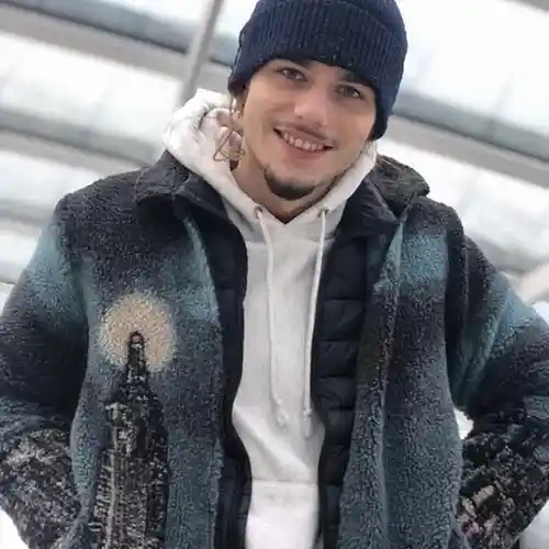 Artist picture