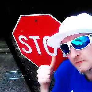 Picture for song 'EVERYBODY ft.Majik Duce' by artist 'II ReL'