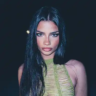 Picture for song 'TOUCH ME LIKE BEFORE - RnB Type Beat' by artist 'buzzy beats'