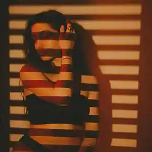 Picture for song 'Somebody I Knew' by artist 'JuSaMeLoDy'