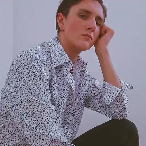 Picture for song 'leedsee - peek it up __ skyfall' by artist 'leedsee'